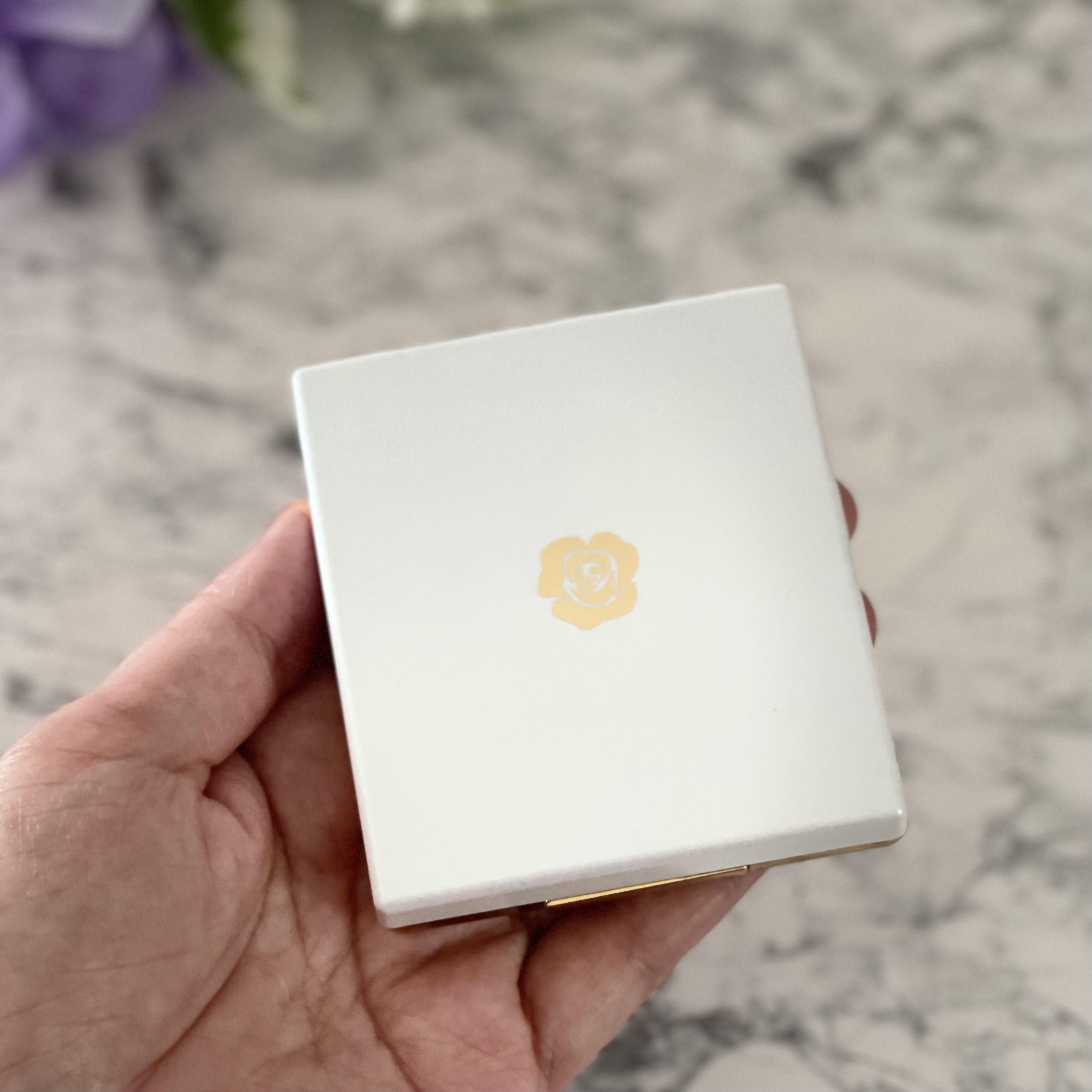 ステファニー サンブロック ルーセントパウダー Ⅲ/ステファニー/プレストパウダーを使ったクチコミ（2枚目）