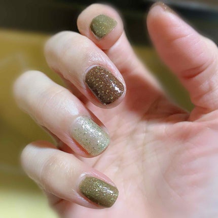 ネイルホリック Jungle Glitter/ネイルホリック/マニキュアを使ったクチコミ(2枚目)