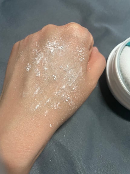 薬用さらさらデオドラントパウダー/デオナチュレ/デオドラント・制汗剤を使ったクチコミ(3枚目)