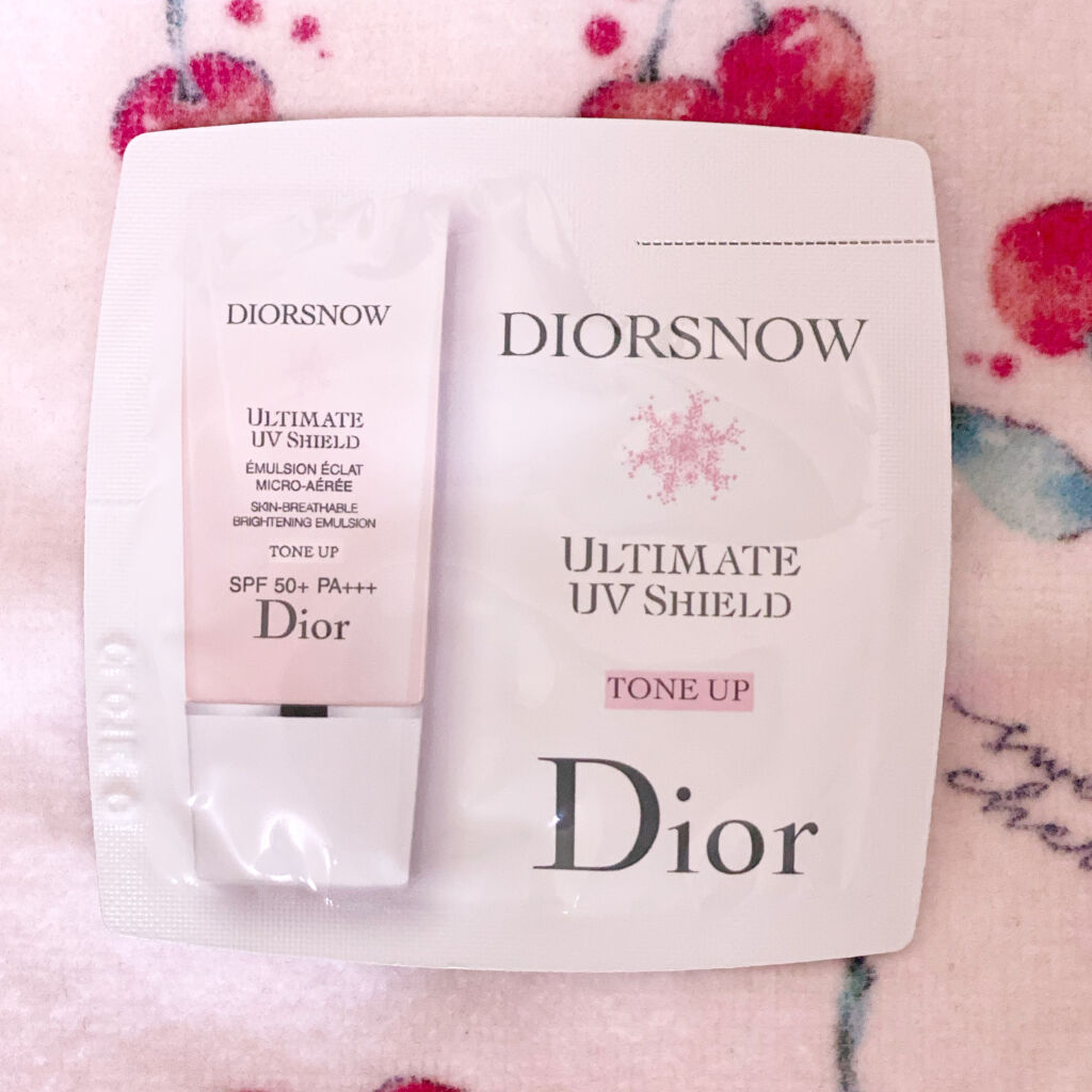 【旧】スノー UVシールド トーンアップ 50+/Dior/日焼け止めミルクを使ったクチコミ（1枚目）