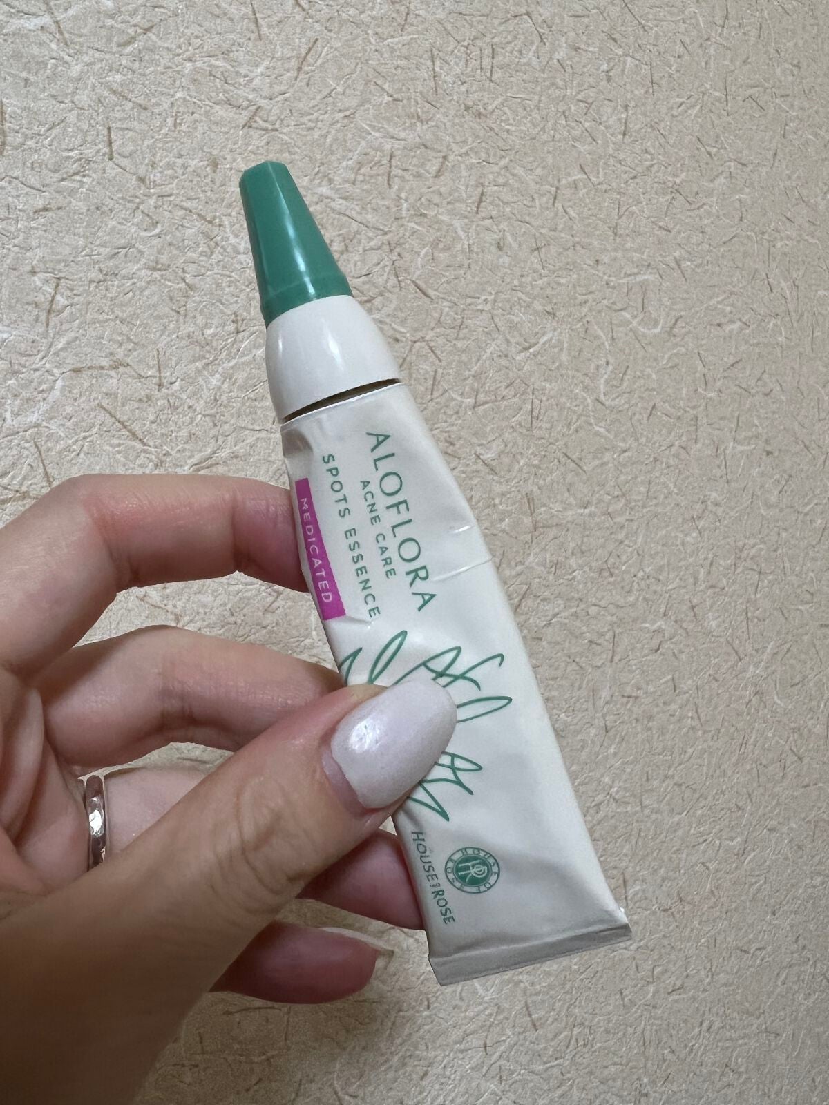 アロフローラ アクネケア スポッツエッセンス/ハウス オブ ローゼ/美容液を使ったクチコミ(1枚目)