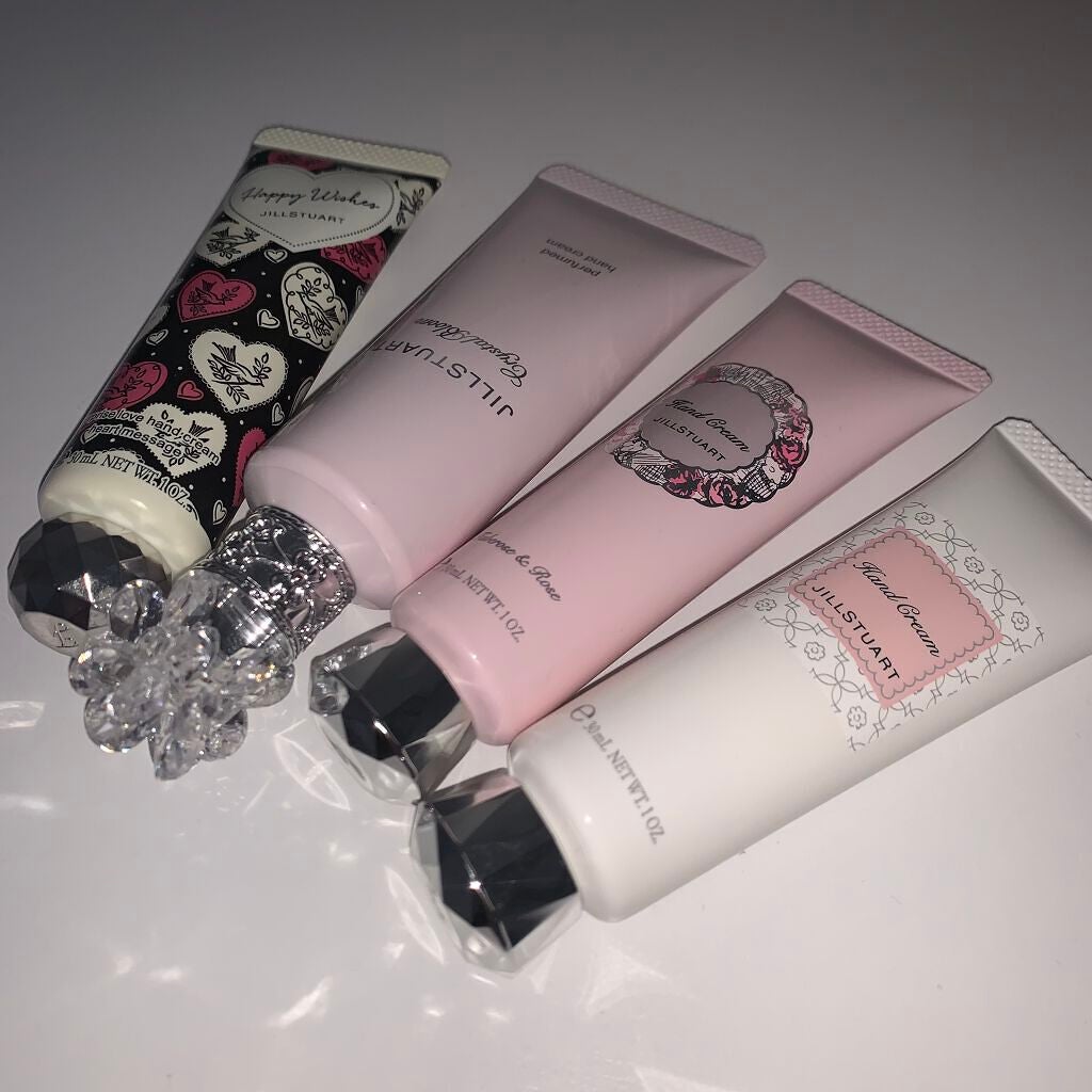 クリスタルブルーム パフュームド ハンドクリーム/JILL STUART/ハンドクリームを使ったクチコミ(1枚目)