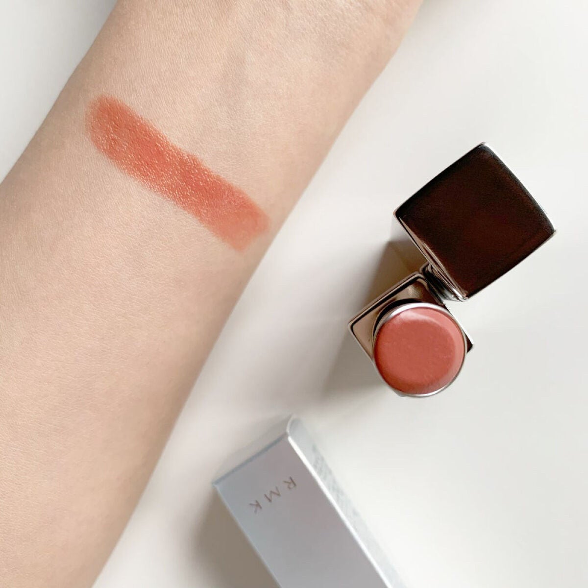 リップスティック コンフォート エアリーシャイン/RMK/口紅を使ったクチコミ(3枚目)