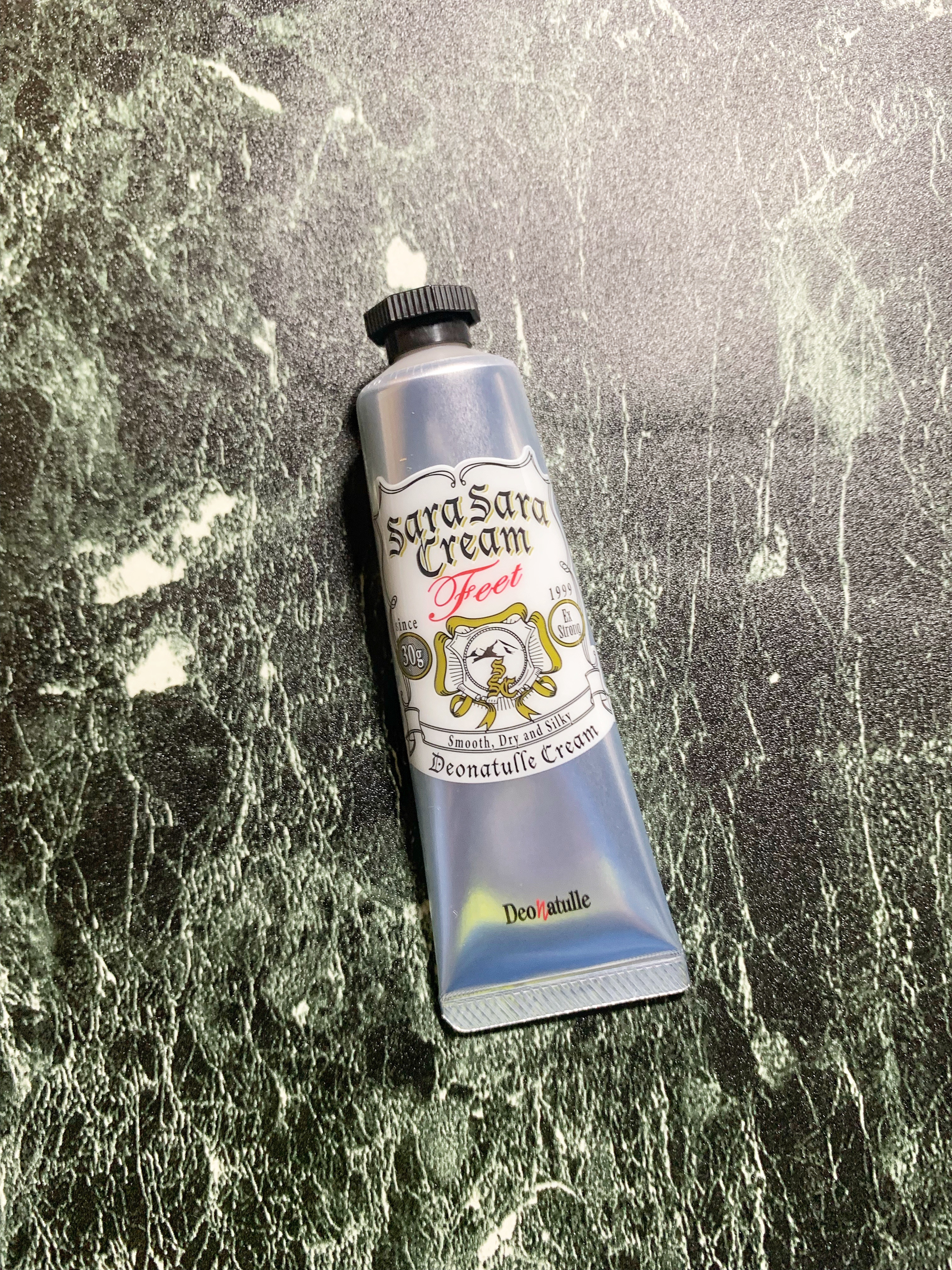 薬用足指さらさらクリーム/デオナチュレ/デオドラント・制汗剤を使ったクチコミ（3枚目）