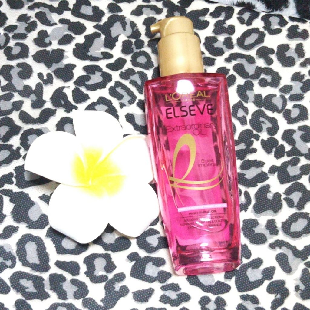 エクストラオーディナリー オイル エクラアンペリアル 艶髪オイル/ロレアル パリ/ヘアオイルを使ったクチコミ(1枚目)