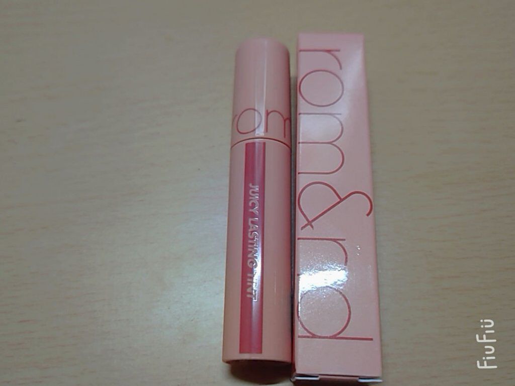 ジューシーラスティングティント/rom&nd/リップティントを使ったクチコミ（1枚目）