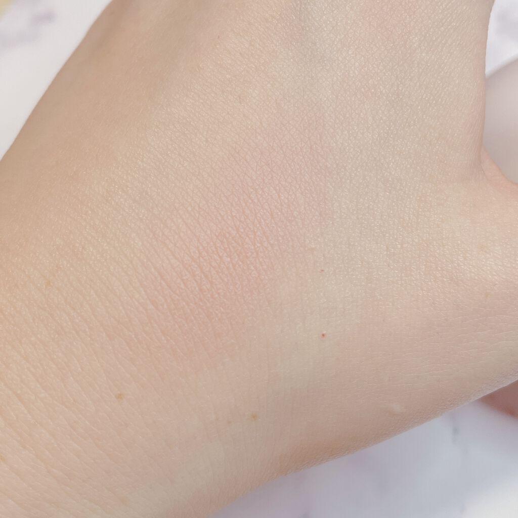 バイタルシアーブラッシャー/Laka/パウダーチークを使ったクチコミ（3枚目）