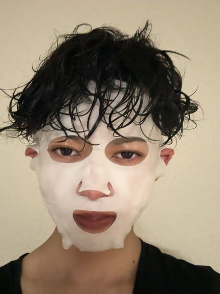 Герои on LIPS 「Dr.SYUWANマイクロ炭酸ビタミンCパック顔面と顎下のマス..」(2枚目)