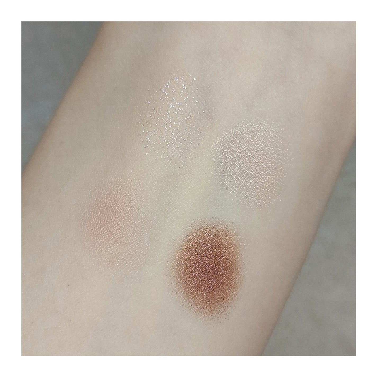 ベージュトーンアイシャドウ/CEZANNE/アイシャドウパレットを使ったクチコミ(3枚目)