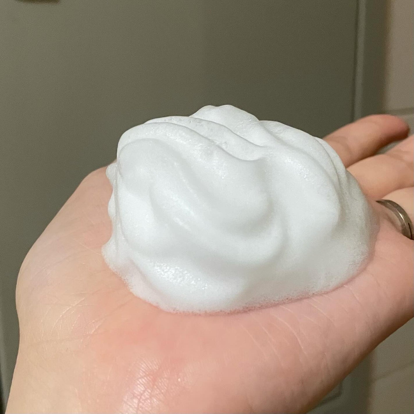 ビオレ ザフェイス 泡洗顔料 ディープモイスト/ビオレ/泡洗顔を使ったクチコミ(4枚目)