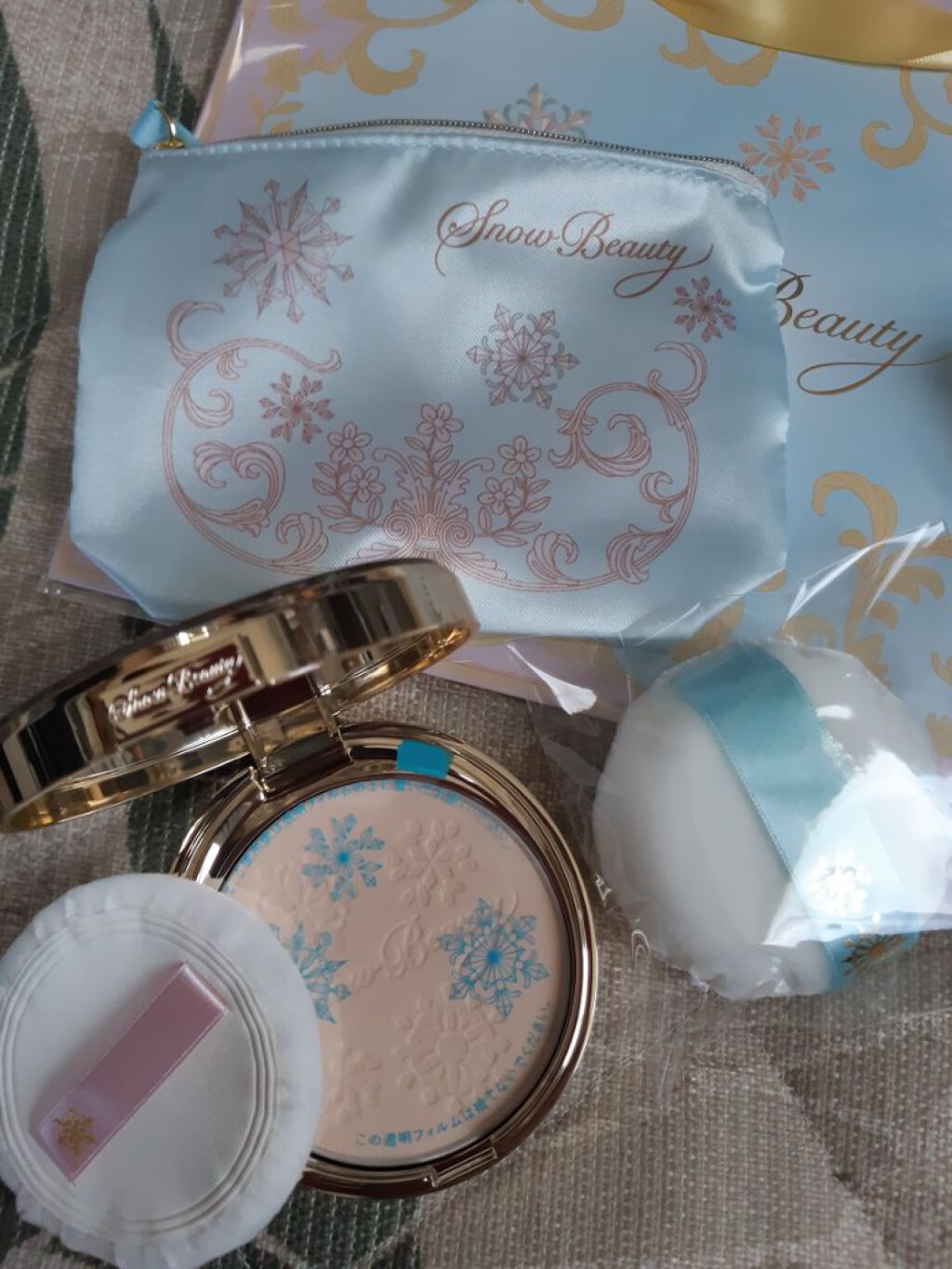 スノービューティー ホワイトニング スキンケアパウダーP2021 /スノービューティー/プレストパウダーを使ったクチコミ(3枚目)