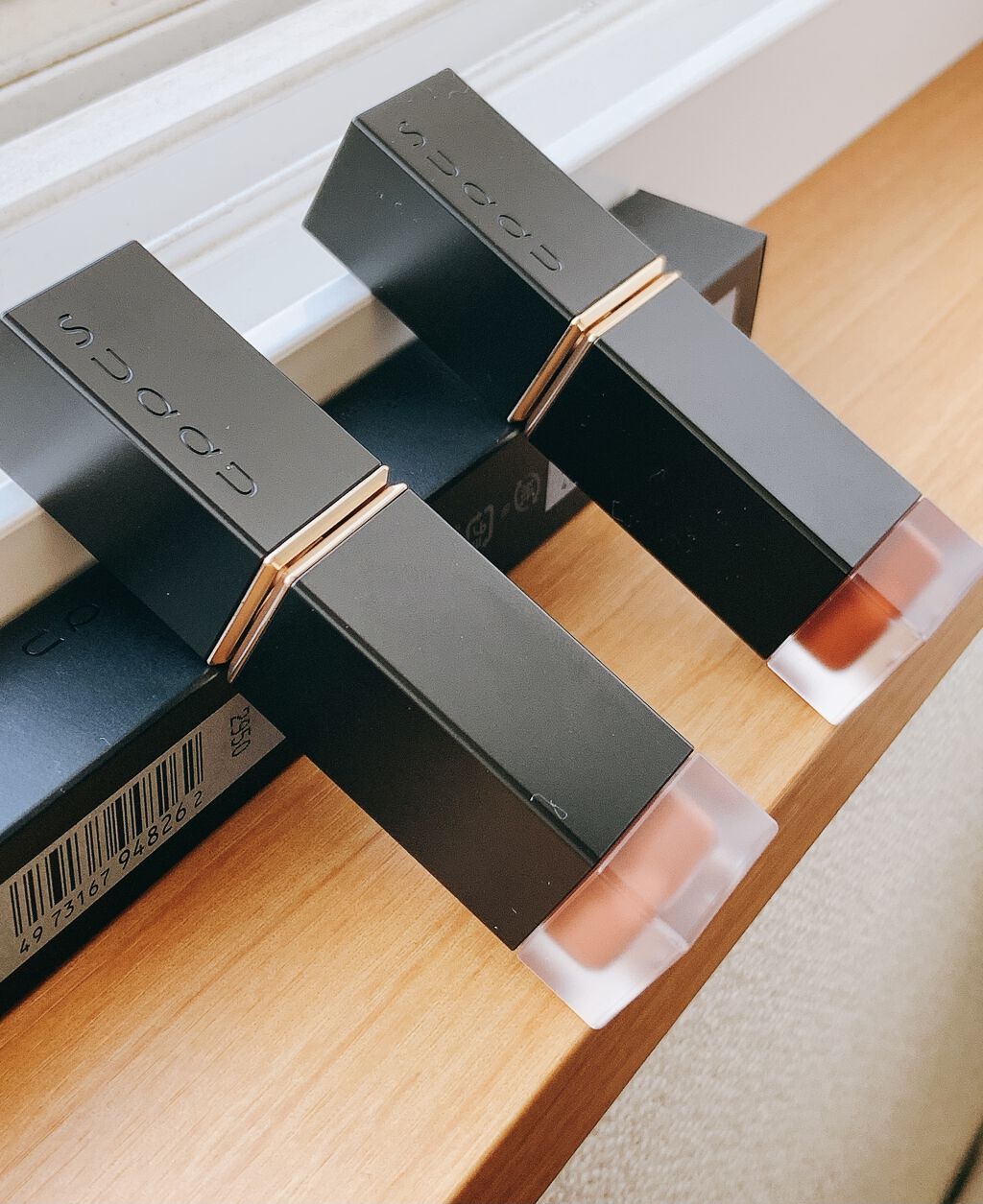 コンフォート リップ フルイド フォグ 106 暮紅 -KUREAKA/SUQQU/口紅を使ったクチコミ（3枚目）