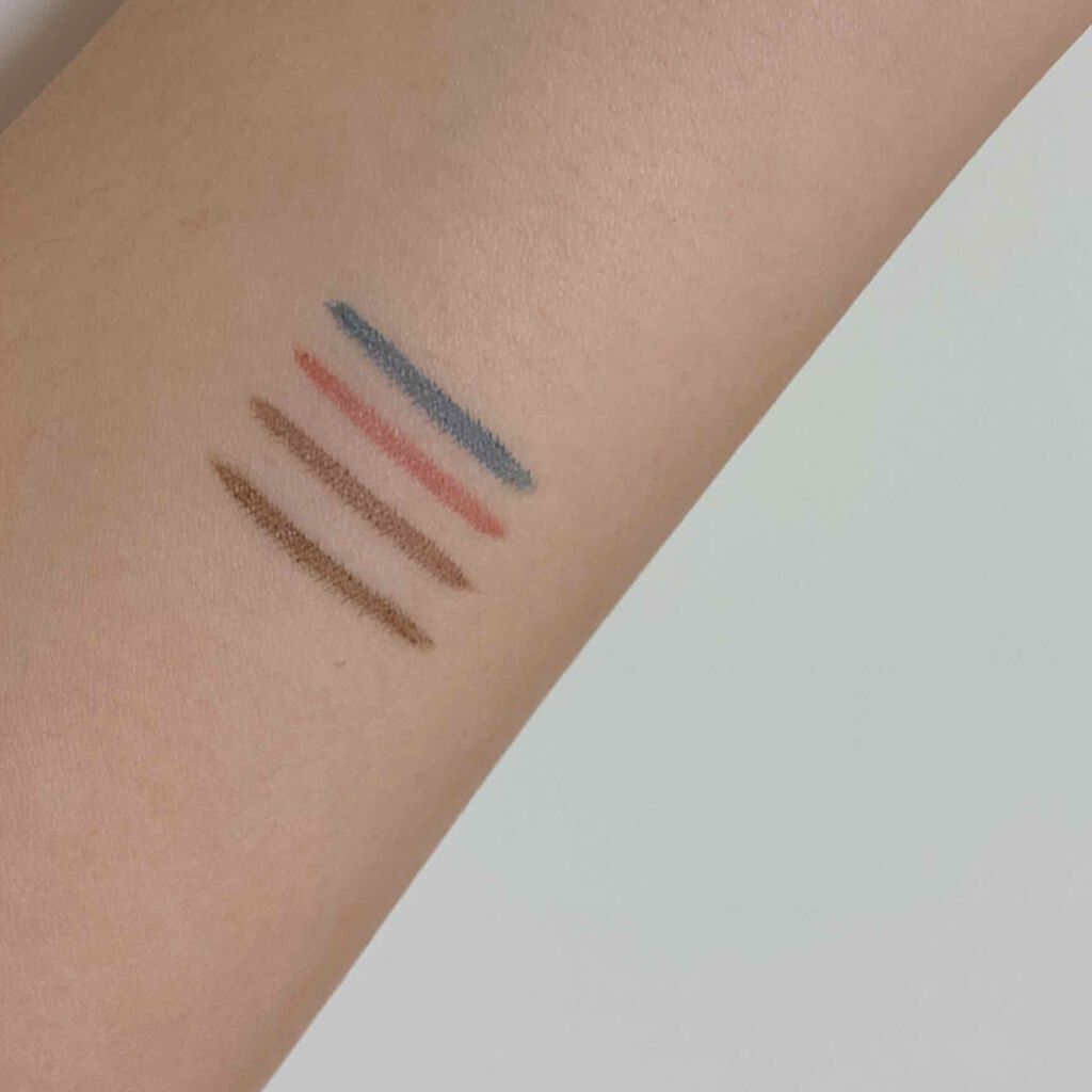 EYE OPENING LINER/UZU BY FLOWFUSHI/リキッドアイライナーを使ったクチコミ（2枚目）