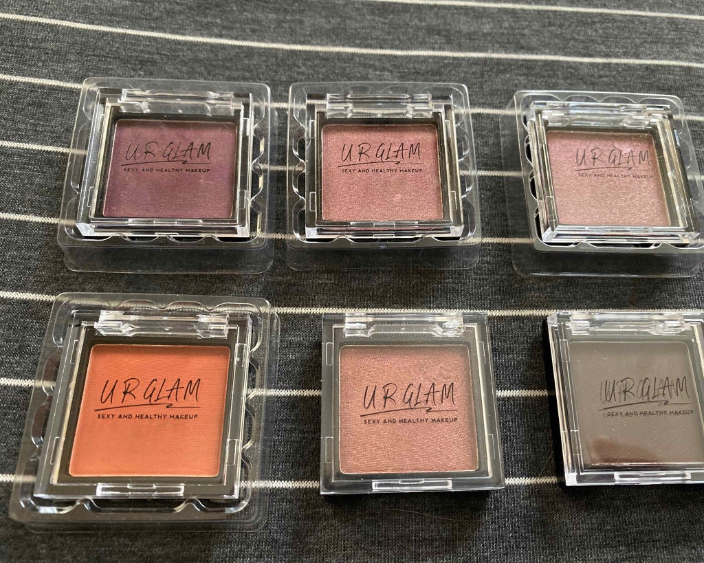 UR GLAM POWDER EYESHADOW/U R GLAM/単色アイシャドウを使ったクチコミ(1枚目)