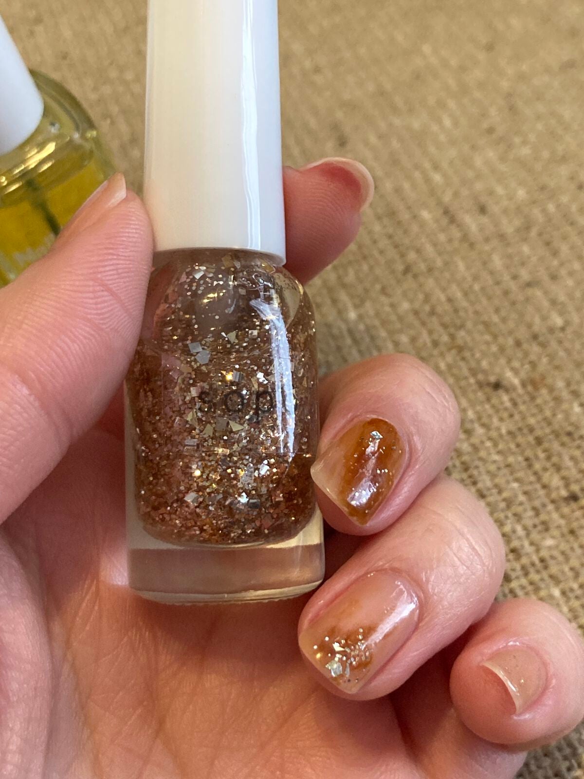 ウカ ベージュスタディ ツー/uka/マニキュアを使ったクチコミ(2枚目)