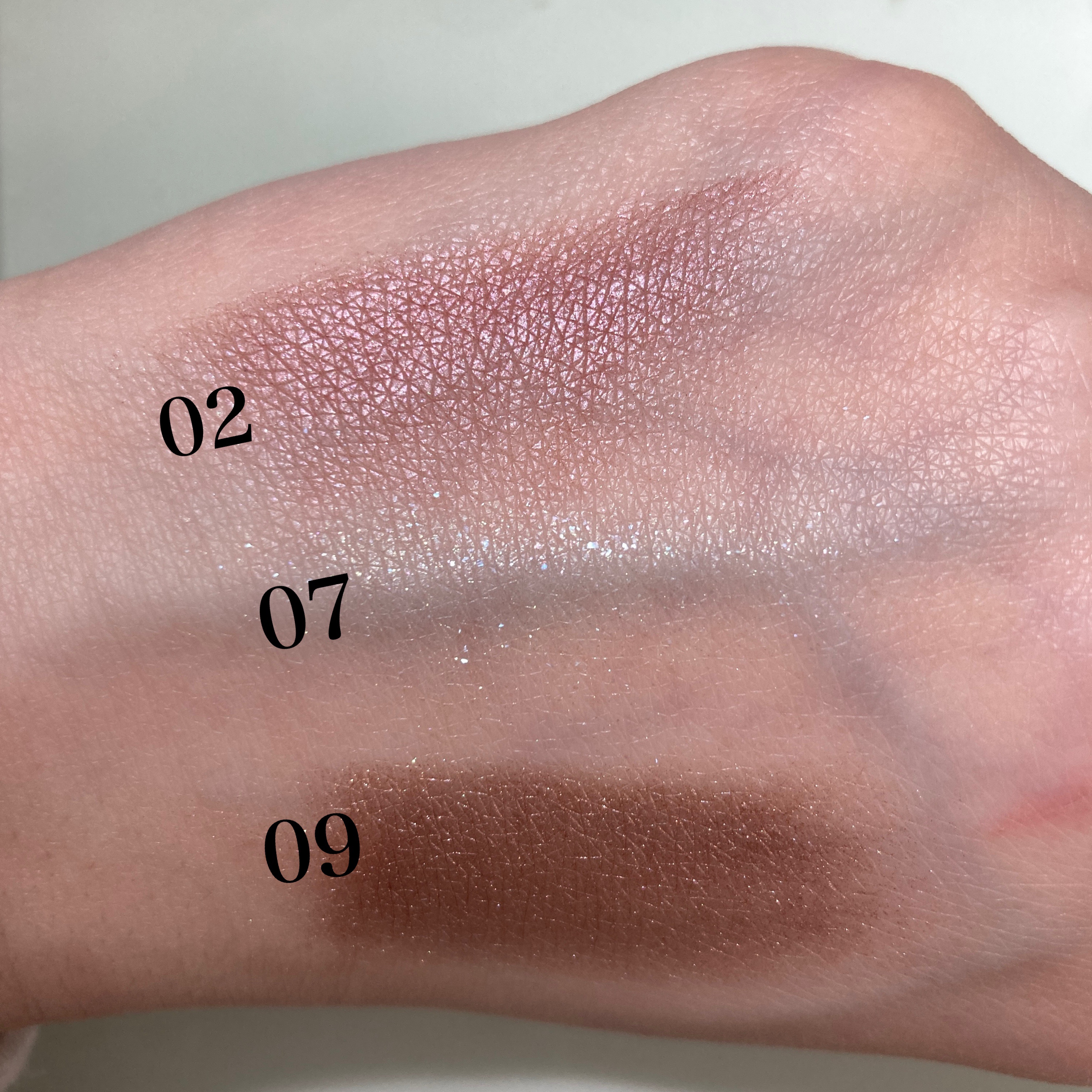 シングルカラーアイシャドウ/CEZANNE/単色アイシャドウを使ったクチコミ（2枚目）