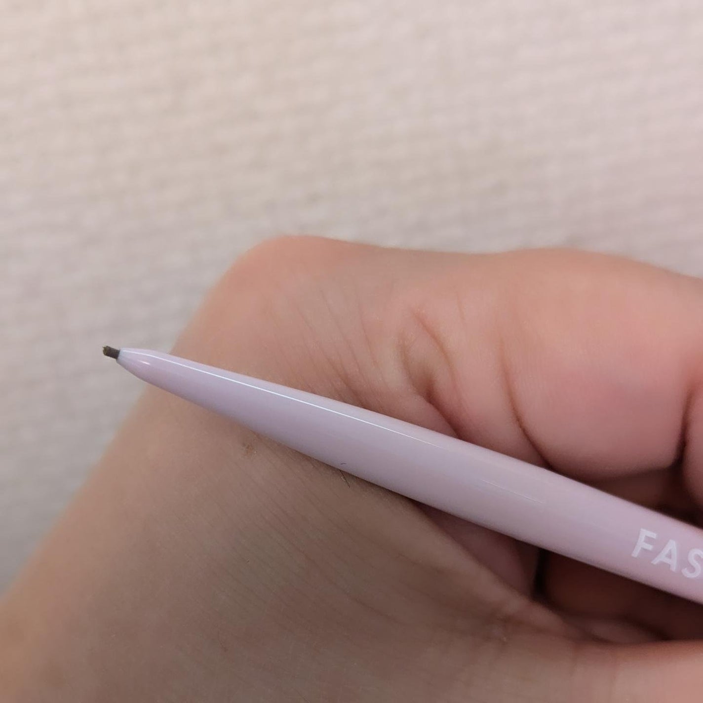 miki-nu on LIPS 「繊細なラインがするする描けるFASIO ウォータープルーフアイ..」(2枚目)
