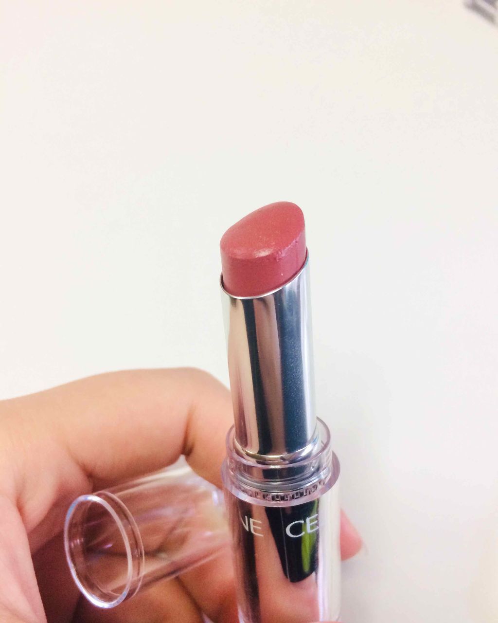 ラスティンググロスリップ/CEZANNE/口紅を使ったクチコミ（1枚目）