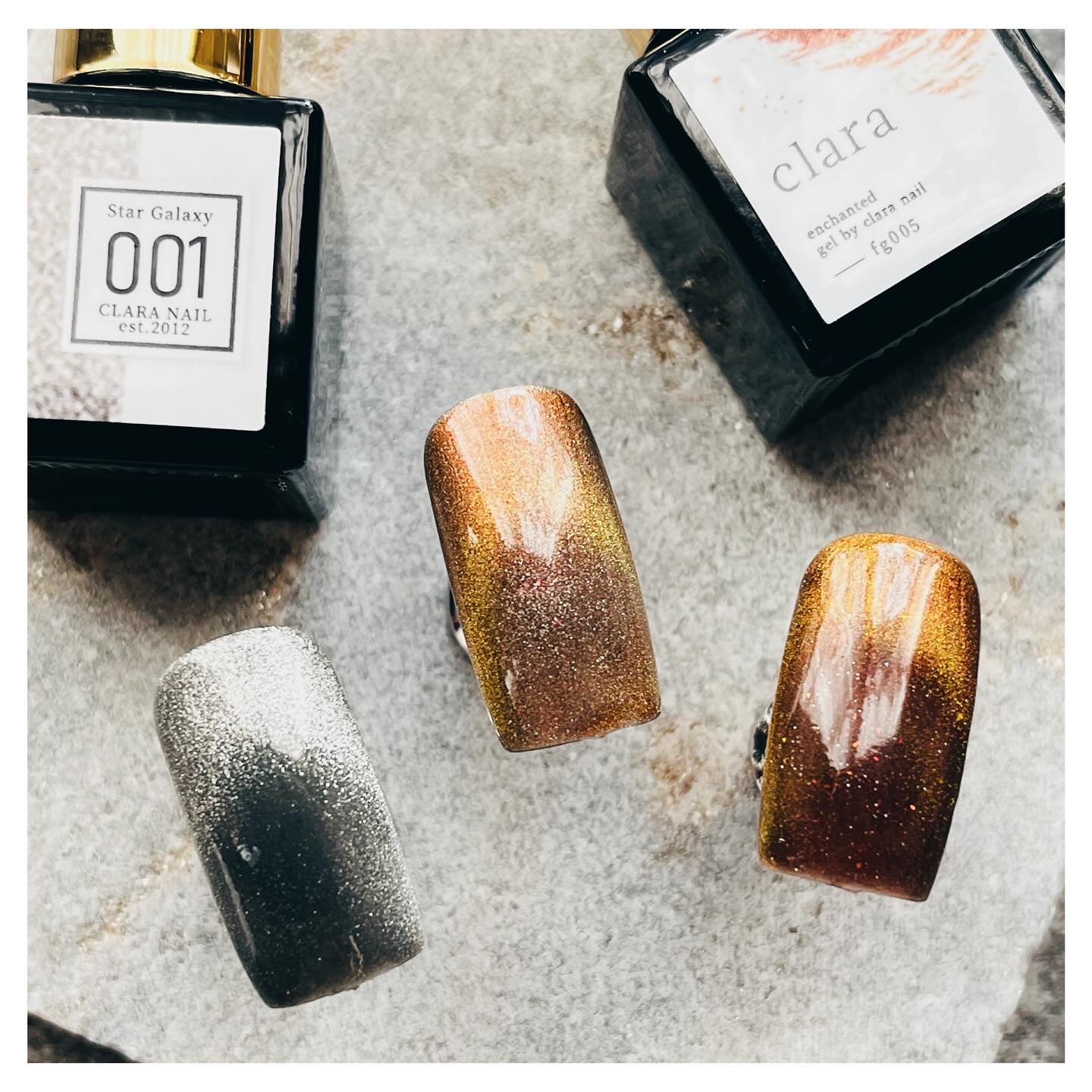 Clara Nail Galaxy nonwipetopのクチコミ「Clara Nail さまよりご提供いただきました。
⁡
2本選ぶのに迷いに迷って、こちらの2.....」（2枚目）