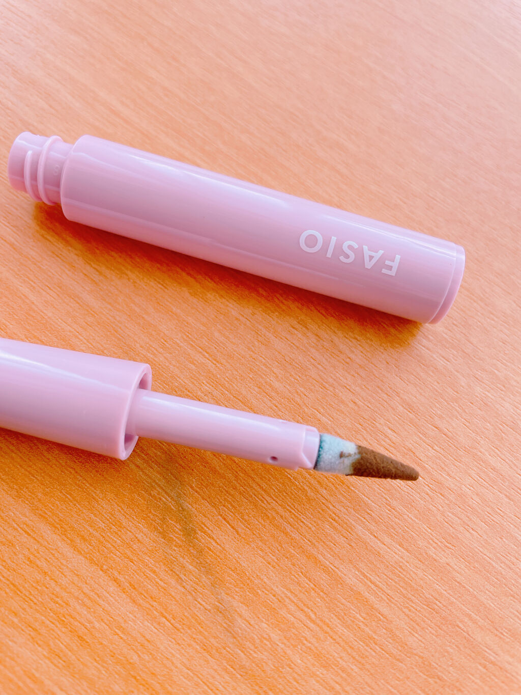 パウダリーティント アイブロウ/FASIO/眉ティントを使ったクチコミ（2枚目）