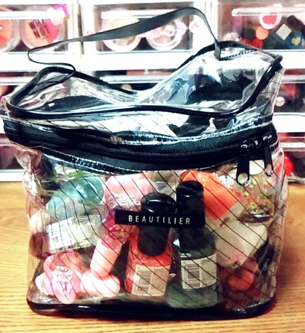 ザカロットあやめ on LIPS 「ダイソーの大きめなコスメポーチにマニキュア収納❤️❤️❤️..」(3枚目)