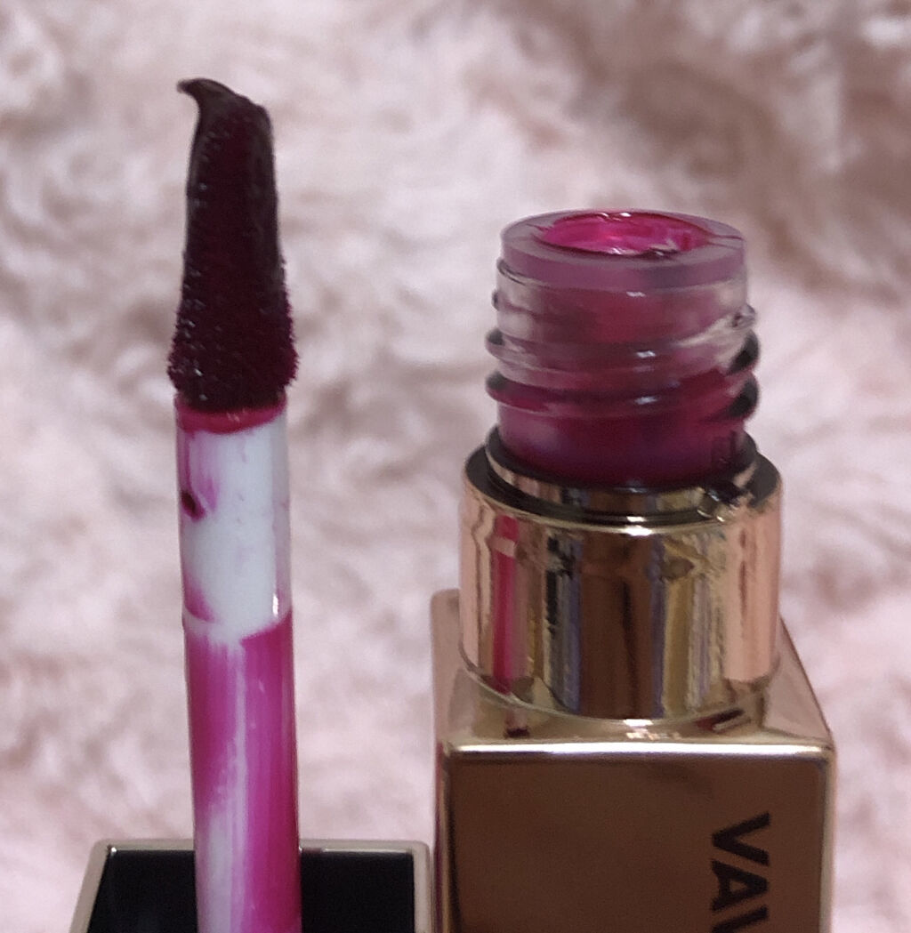 ハートウィンドウリップティントオイルタイプ/VAVI MELLO/リップグロスを使ったクチコミ（2枚目）