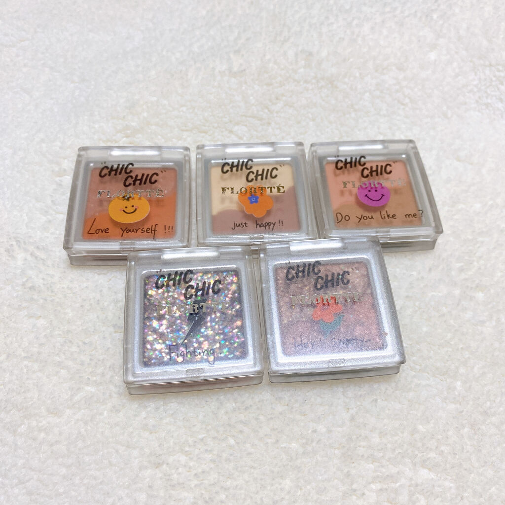 スマイルハート Chic Chicアイシャドウ/FLORTTE/アイシャドウパレットを使ったクチコミ（1枚目）
