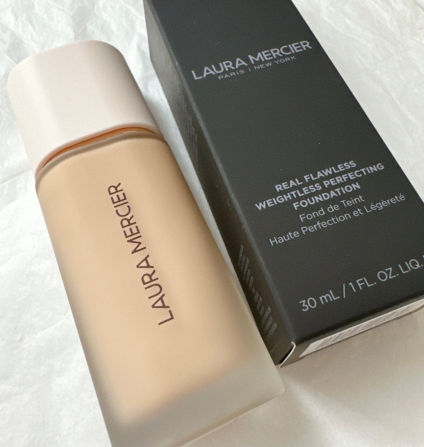 リアル フローレス ウェイトレス パーフェクティング ファンデーション /ローラ メルシエ/リキッドファンデーション by tm