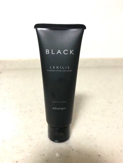 ブラック フレグランス スタイリング ヘアエッセンス/LEXILIS/アウトバストリートメントを使ったクチコミ(1枚目)