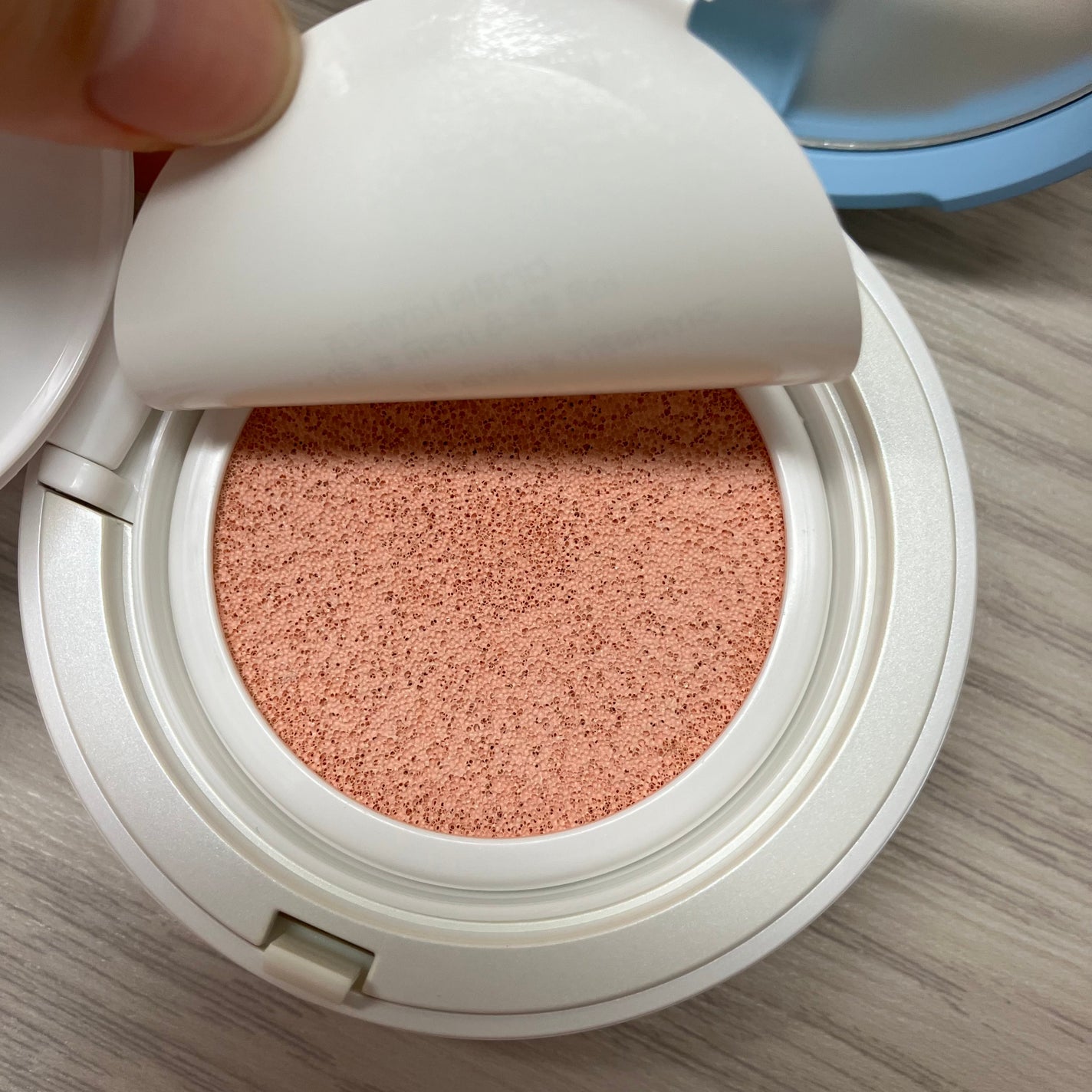 アルティメットフィット トーンアップデニムクッション/OHUI/クッションファンデーションを使ったクチコミ(4枚目)