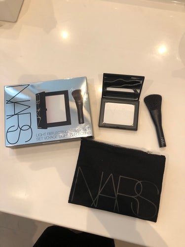 ライトリフレクティングセッティングパウダー　プレスト　N/NARS/プレストパウダーを使ったクチコミ（2枚目）