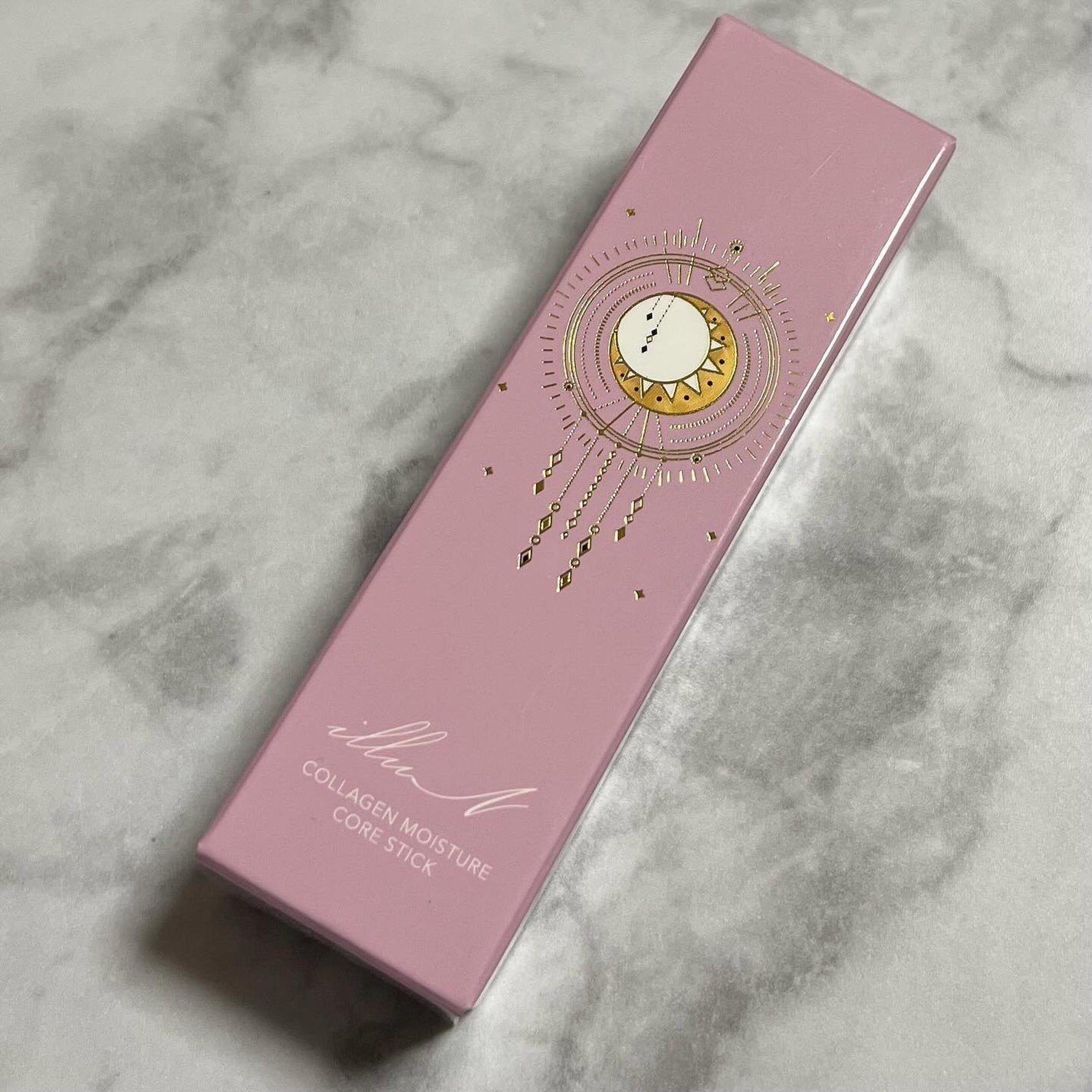 コラーゲンモイスチャーコアスティック/illuN/美容液を使ったクチコミ(2枚目)