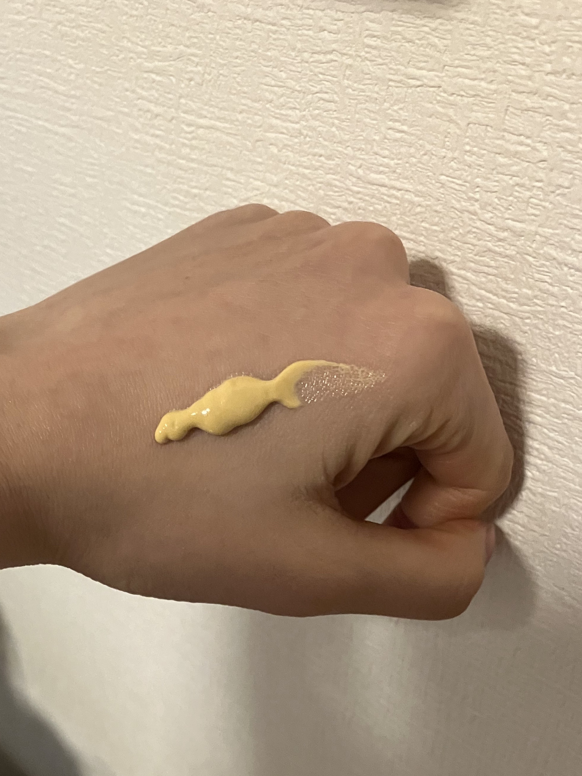 マーメイドスキンジェルUV C02 サニーイエロー/キャンメイク/日焼け止めジェルを使ったクチコミ（3枚目）