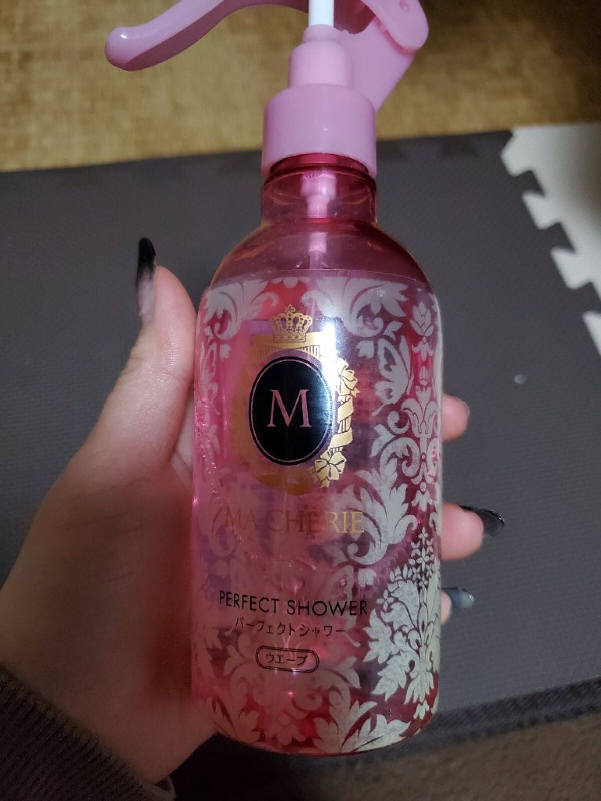 チーズタルト@フォロバー100% on LIPS 「朝ストレートアイロンだけではどうにもならないときにスプレーをか..」(1枚目)