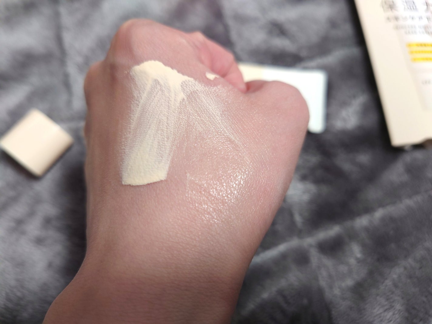 乾燥さん 保湿力スキンケア下地 カバータイプ/乾燥さん/化粧下地を使ったクチコミ(3枚目)