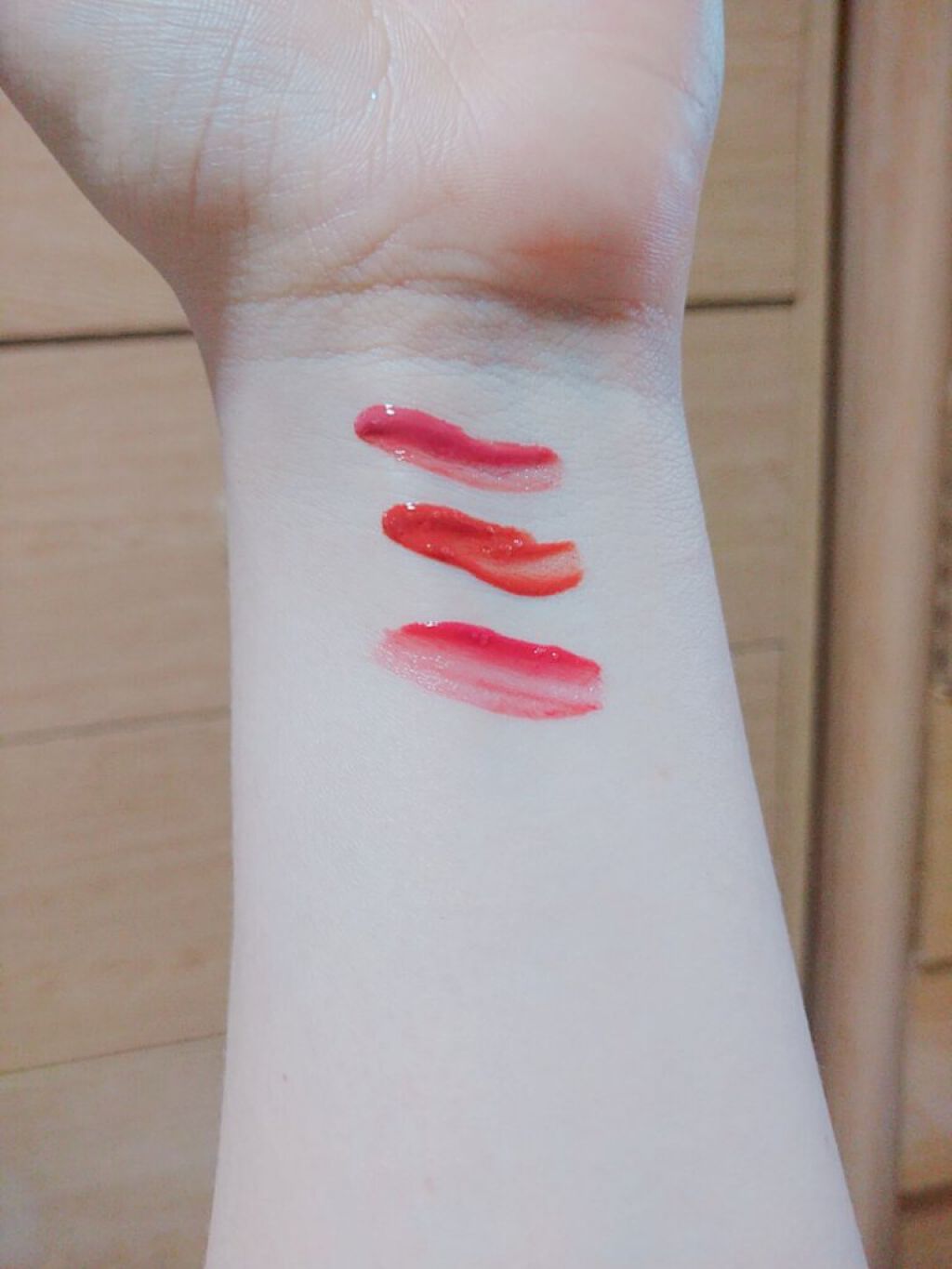 グリスニングウォータリングティント/FlowerKnows/リップティントを使ったクチコミ（2枚目）