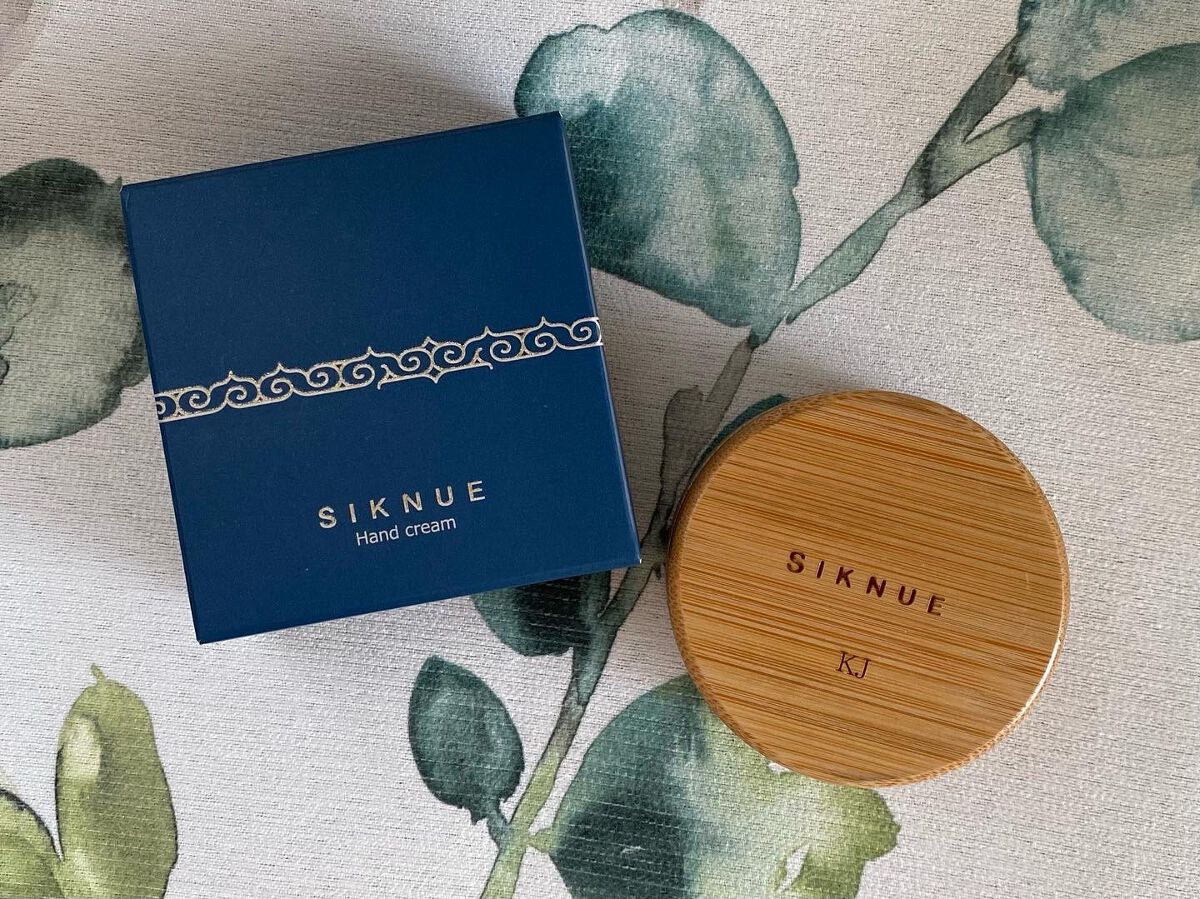 サーモンコラーゲン ハンドクリーム/SIKNUE/ハンドクリームを使ったクチコミ（1枚目）
