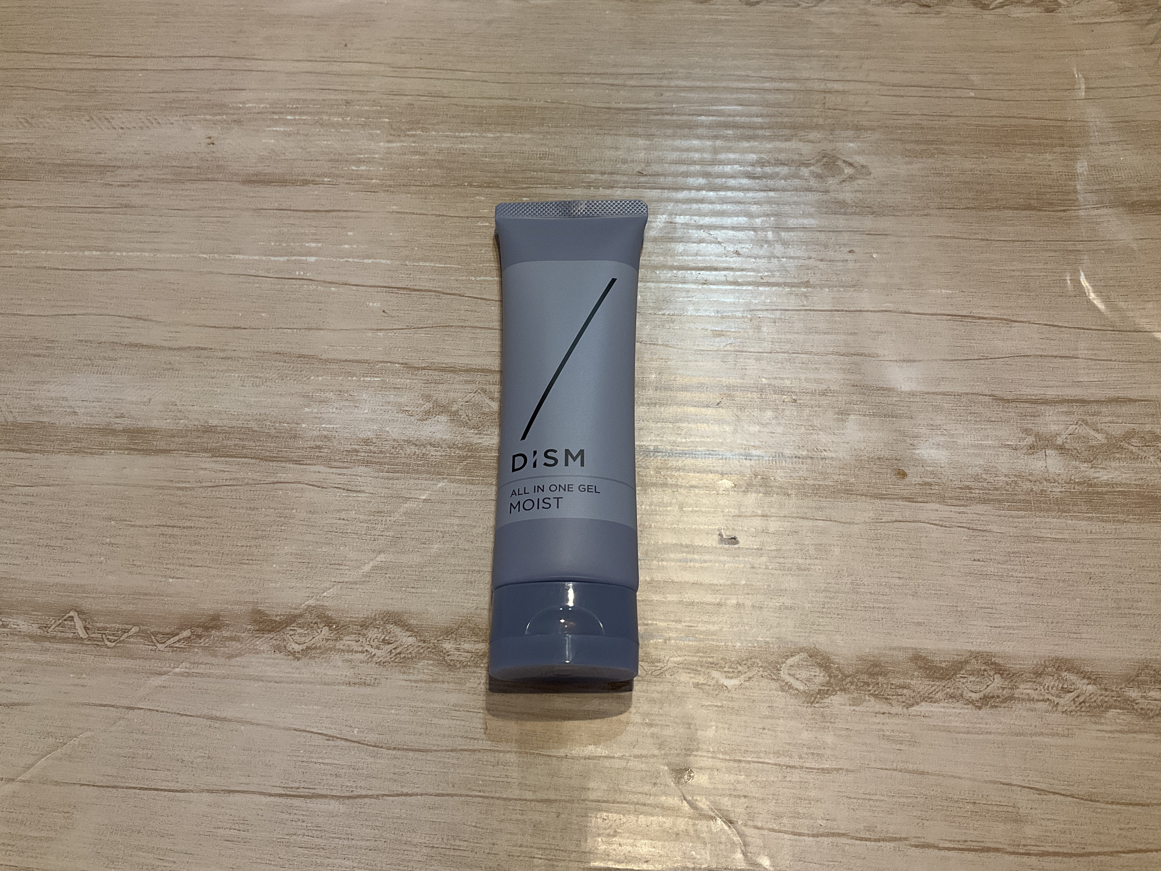 DISM ディズム オールインワンジェルのクチコミ「肌にすーっと浸透して馴染みました
ベタつかないのでいいです＾＾..」（1枚目）