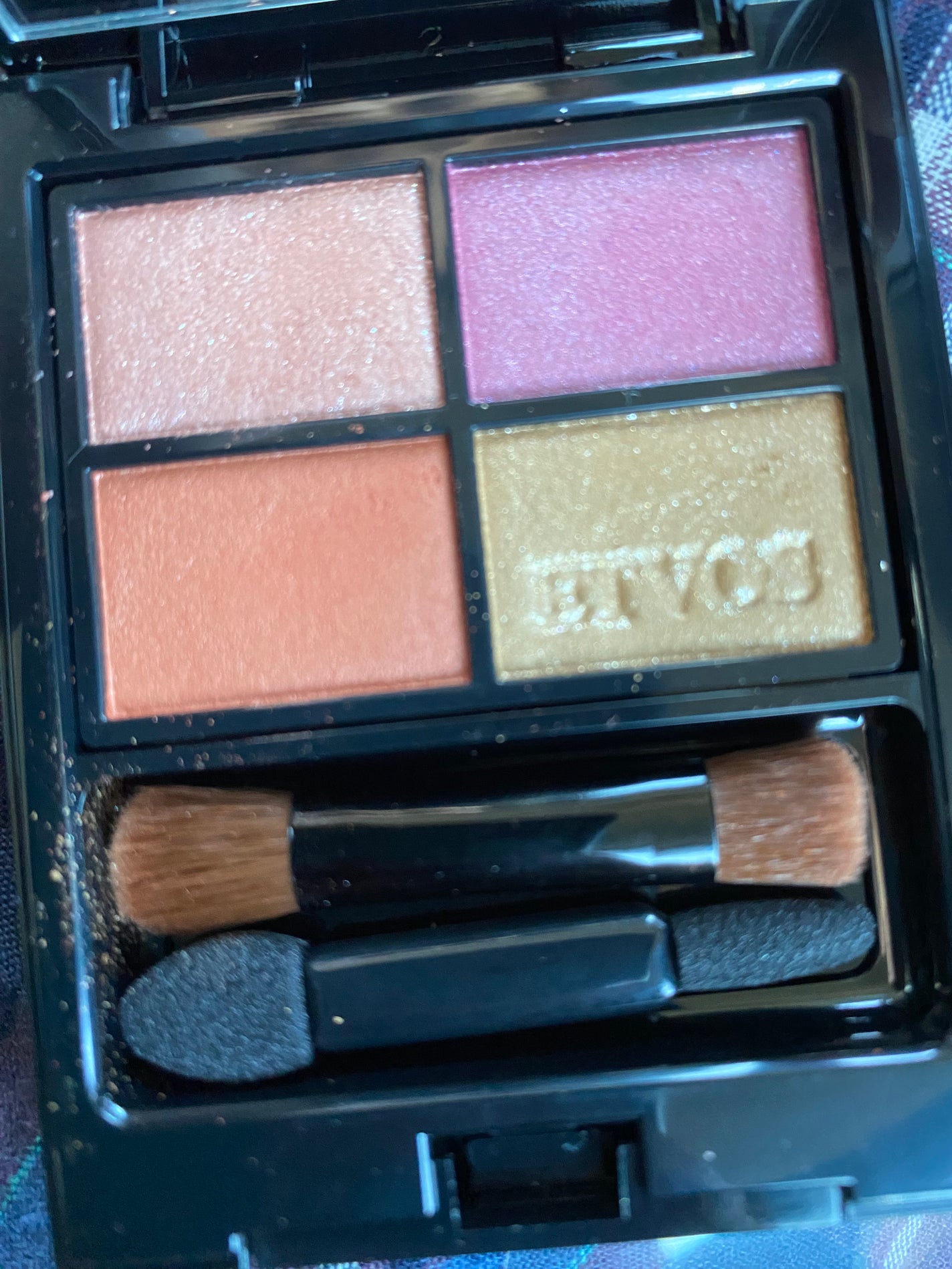 ミネラルクラッシィシャドー/エトヴォス/アイシャドウパレットを使ったクチコミ(2枚目)