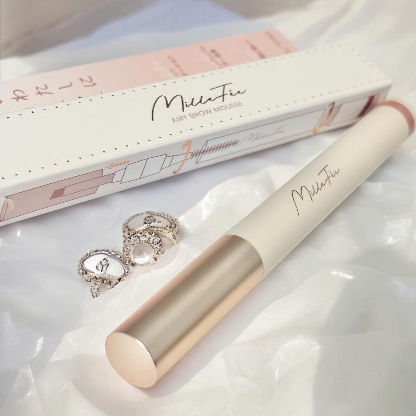 薄眉エアリームース/MilleFée/パウダーアイブロウを使ったクチコミ(7枚目)