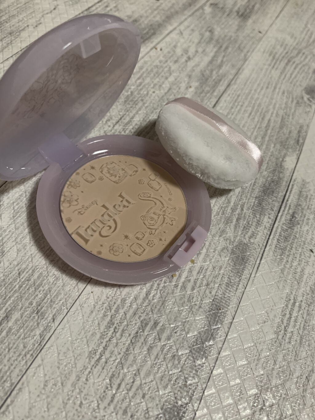 スキンケアパウダー 「ラプンツェル」限定デザイン/素肌記念日/プレストパウダーを使ったクチコミ（3枚目）