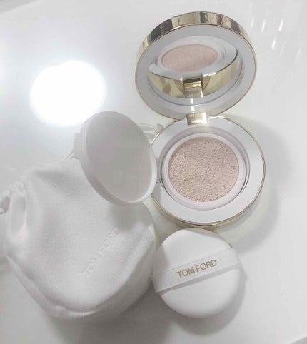 トレースレス タッチ ファンデーション SPF 45 サテンマット クッション コンパクト/TOM FORD BEAUTY/クッションファンデーションを使ったクチコミ(2枚目)
