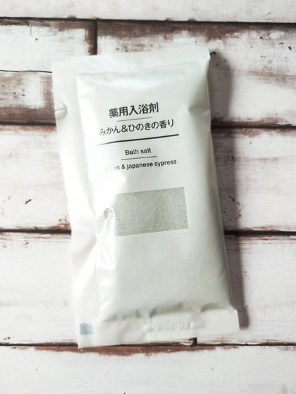 薬用入浴剤 カモミール&ゼラニウムの香り 分包 30g/無印良品/無機塩系入浴剤の画像