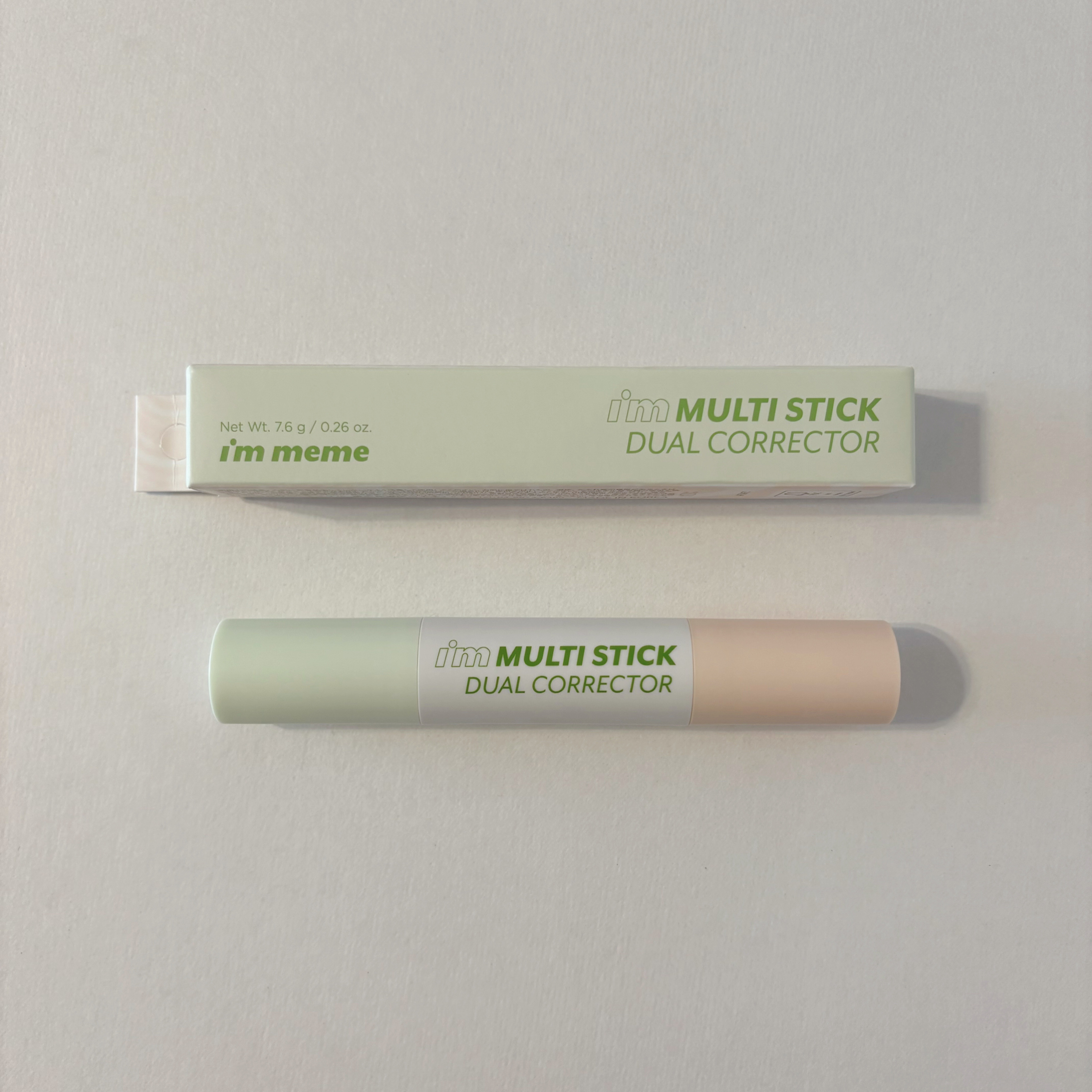 アイムマルチスティックデュアルコレクター 002 マーブルベージュ×ライトグリーン/i’m meme/スティックコンシーラーを使ったクチコミ（1枚目）