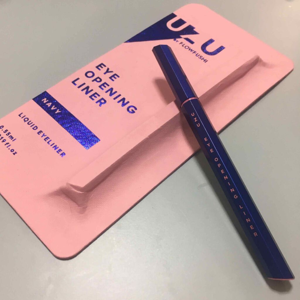 EYE OPENING LINER/UZU BY FLOWFUSHI/リキッドアイライナーを使ったクチコミ（1枚目）
