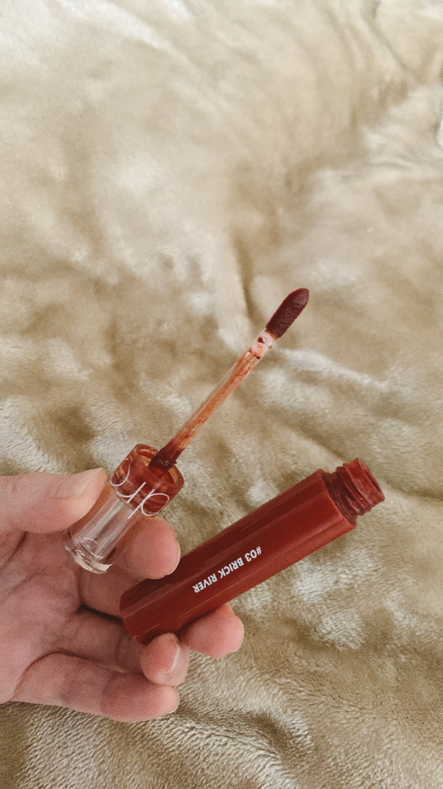 グラスティングウォーターティント/rom&nd/リップティントを使ったクチコミ(2枚目)