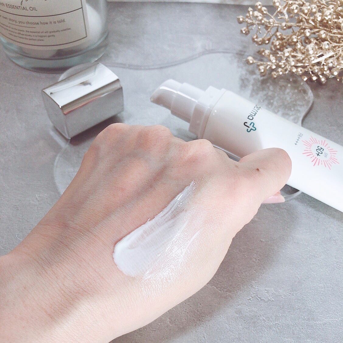 サンクリーム+/ DermaJ/日焼け止めクリームを使ったクチコミ(3枚目)