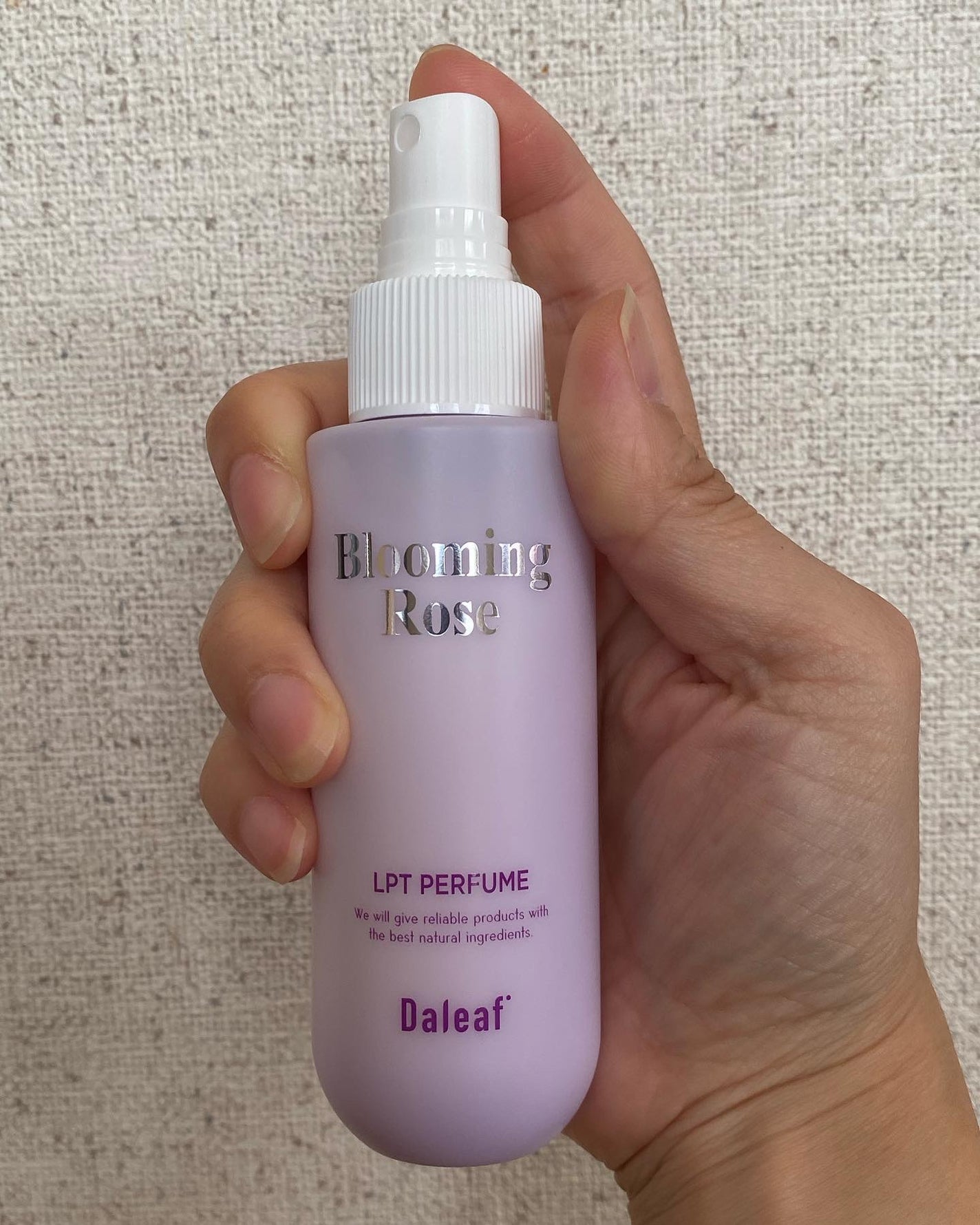 パフュームヘアパックインミスト Pink Breeze/Daleaf/アウトバストリートメントを使ったクチコミ(2枚目)