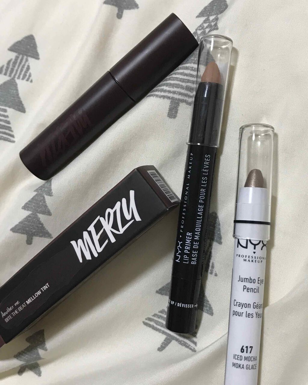 ジャンボ アイ ペンシル/NYX Professional Makeup/単色アイシャドウを使ったクチコミ（1枚目）