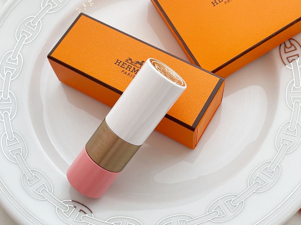 ローズ・エルメス ローズ ア レーヴル/エルメス/口紅を使ったクチコミ(2枚目)